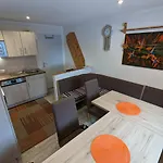 דירה Fatlar